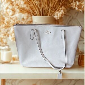 Coach white Leather Tote Bag